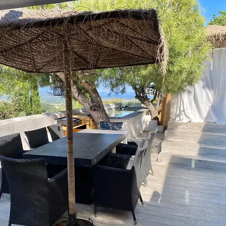 Bastide De La Joie De Vivre 3* Ιέρ