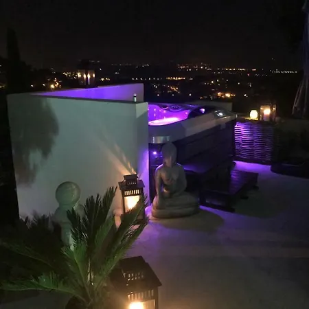 Bastide De La Joie De Vivre بيت ضيافة 3*